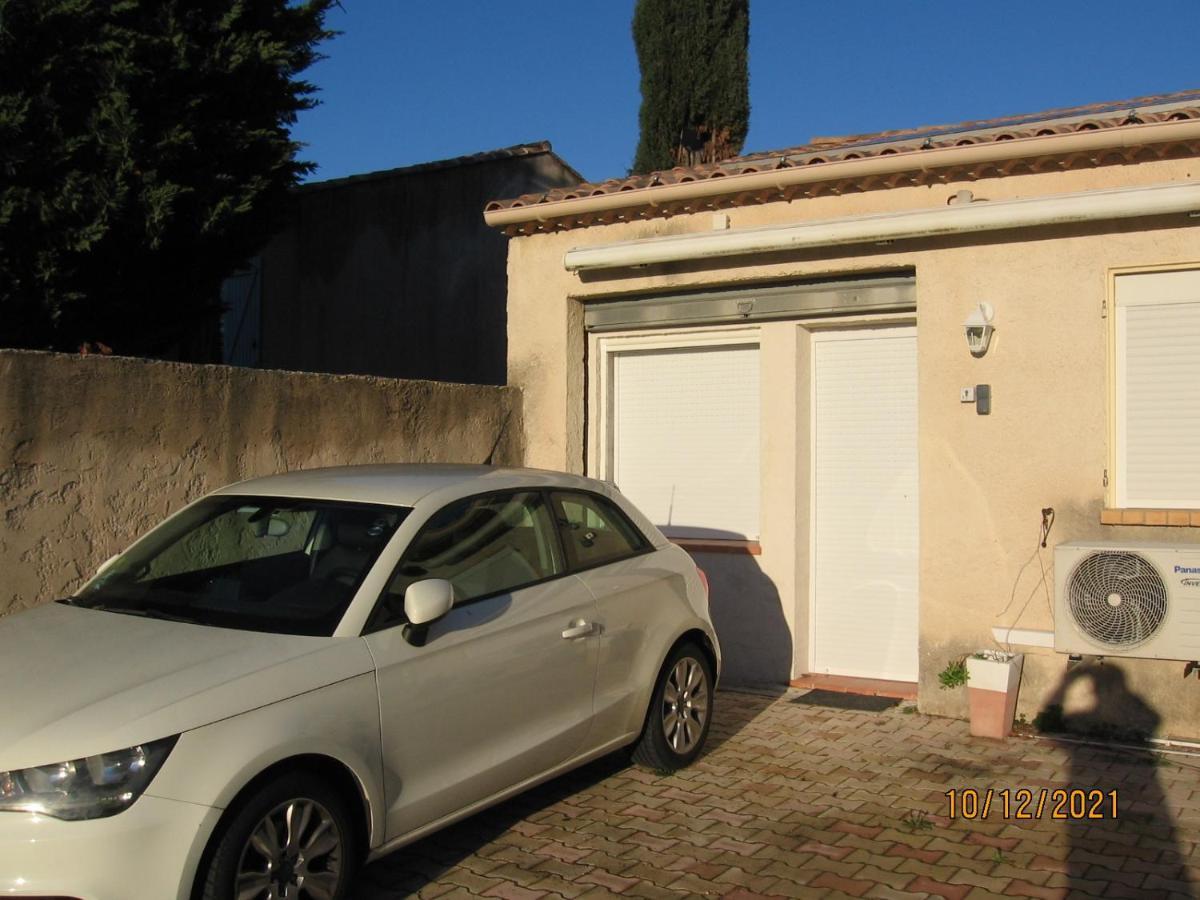 Appartement Avec Chambre En Mezzanine Rognac Luaran gambar