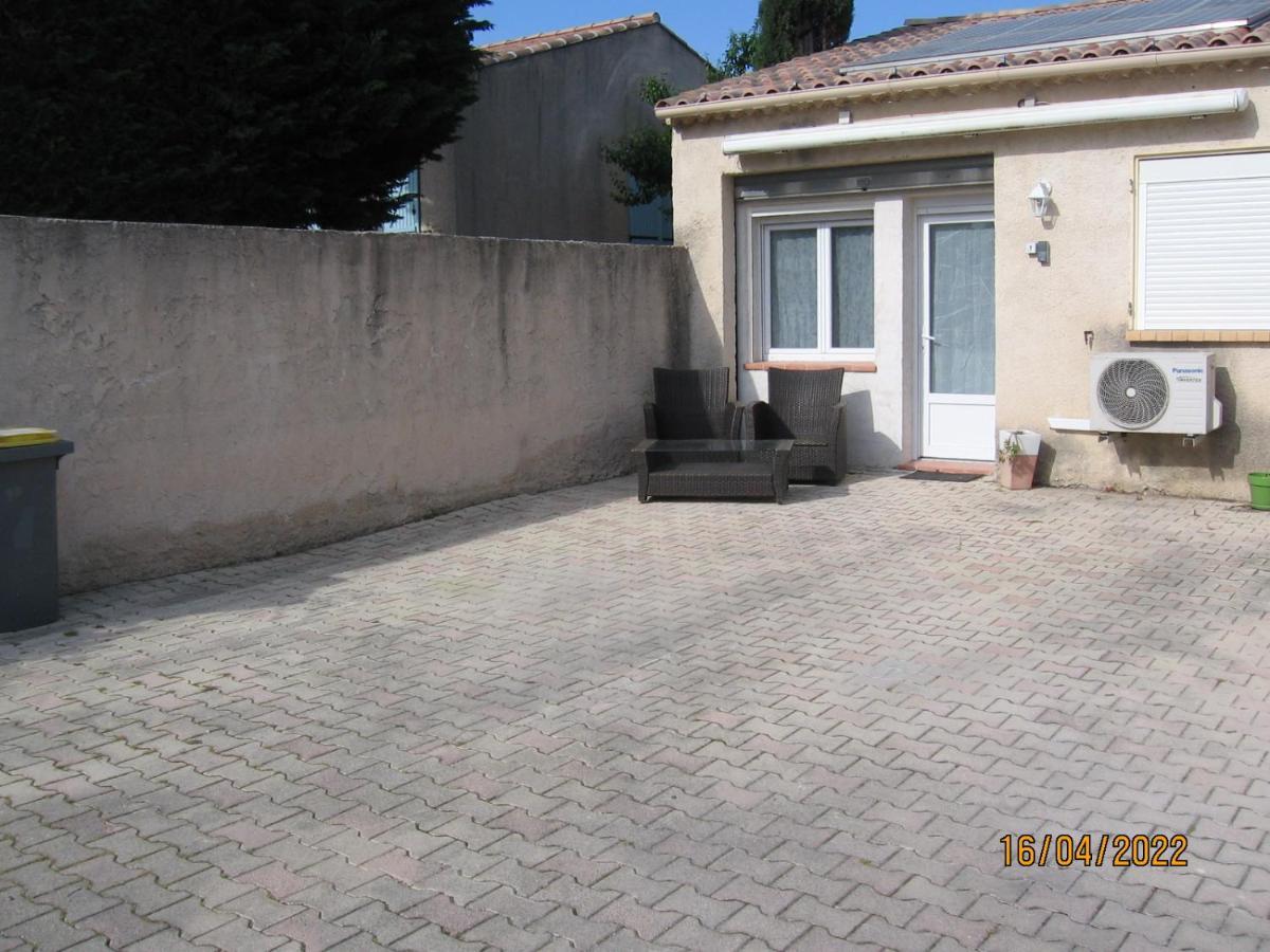 Appartement Avec Chambre En Mezzanine Rognac Luaran gambar